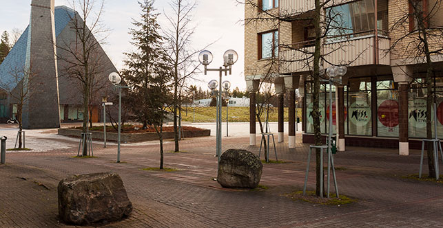 Ulkon�kym�